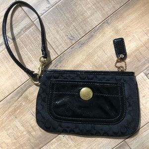 Coach wristlet wallet